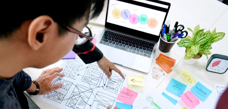 Qualities of an Ideal UI/UX Designer