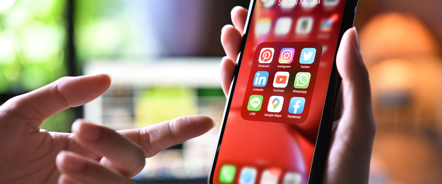 Mobile App UI/UX Design